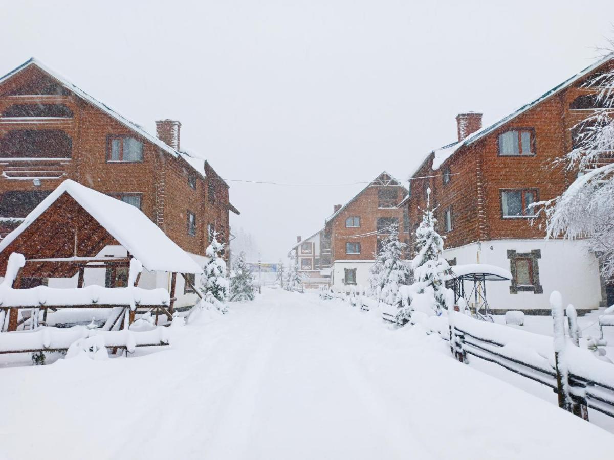 Hirskyy Svitanok Myhove Buitenkant foto