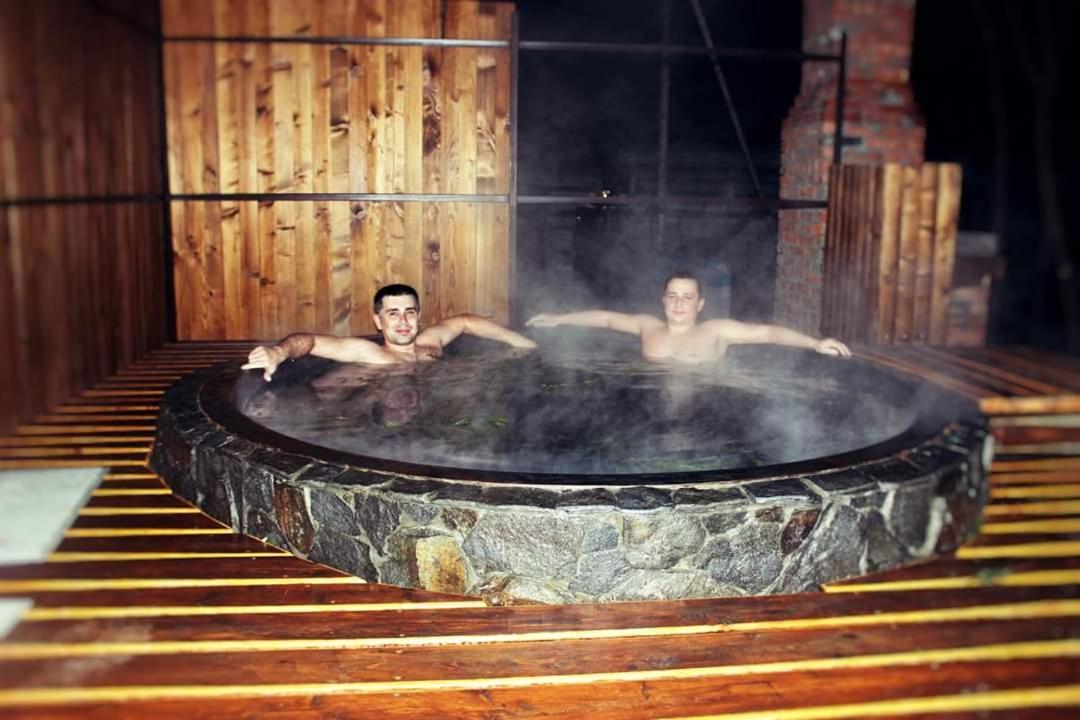Hirskyy Svitanok Myhove Buitenkant foto