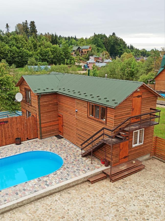Hirskyy Svitanok Myhove Buitenkant foto
